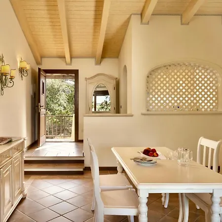 Con Piscina A Liscia Di Vacca, 350 Mt Dal Mare, 3 Km Da Porto Cervo Appart hôtel Liscia di Vacca