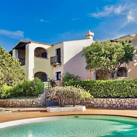Con Piscina A Liscia Di Vacca, 350 Mt Dal Mare, 3 Km Da Porto Cervo