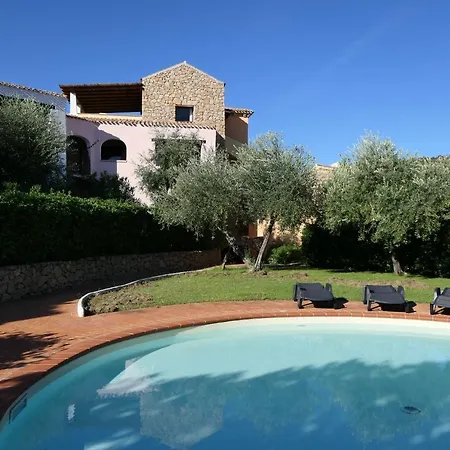 Con Piscina A Liscia Di Vacca, 350 Mt Dal Mare, 3 Km Da Porto Cervo * Liscia di Vacca