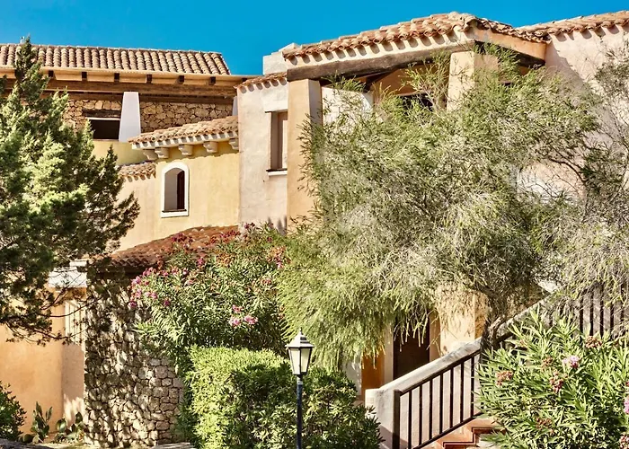 アパートホテル Con Piscina A Liscia Di Vacca, 350 Mt Dal Mare, 3 Km Da Porto Cervo
