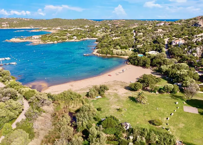 Apartmanhotel Con Piscina A Liscia Di Vacca, 350 Mt Dal Mare, 3 Km Da Porto Cervo